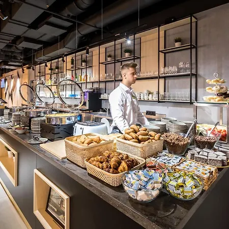 B&B Hotel Budapest City 3* Budapeste