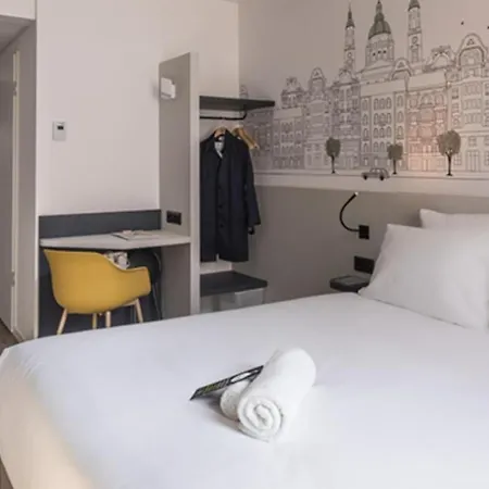 B&B Hotel Budapest City Otel