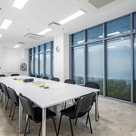 Hotel B&B Hotel Budapest City 3*