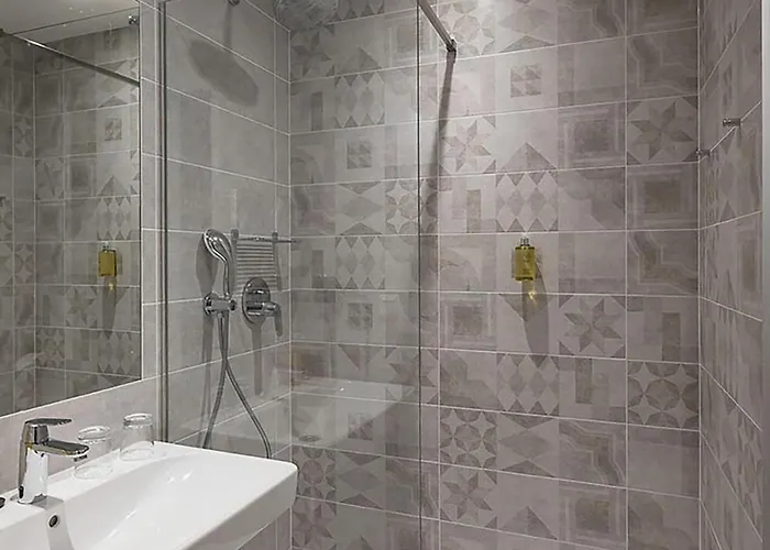 Hotel B&B Hotel Budapest City 3*